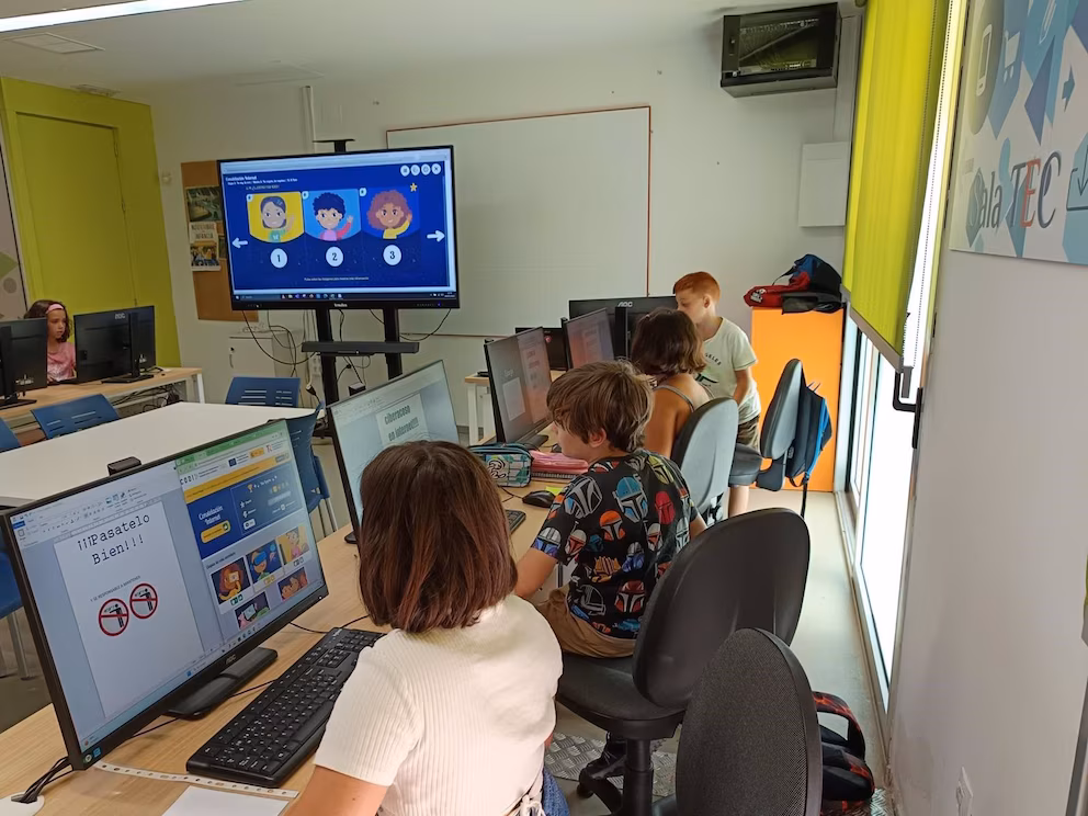 LA EDUCACIÓN EN LA ERA DE LA IA